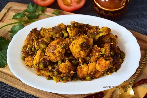 Gobi matar masala dry |Cauliflower peas curry | How to make gobi matar