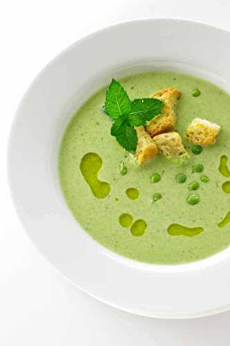 Fresh Green Pea Soup with Mint