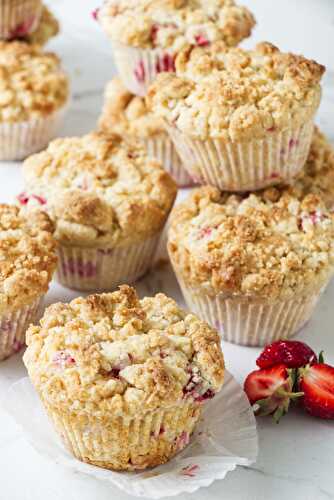 Strawberry Rhubarb Muffins