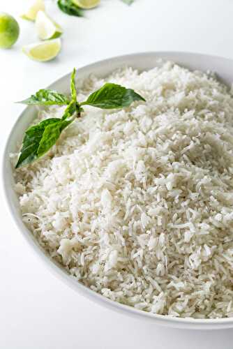 Fluffy Coconut Rice in Rice Cooker