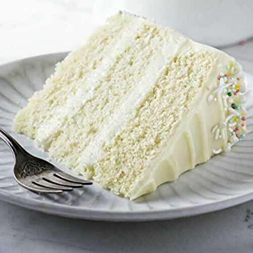 Vanilla Cake with Cream Cheese Frosting