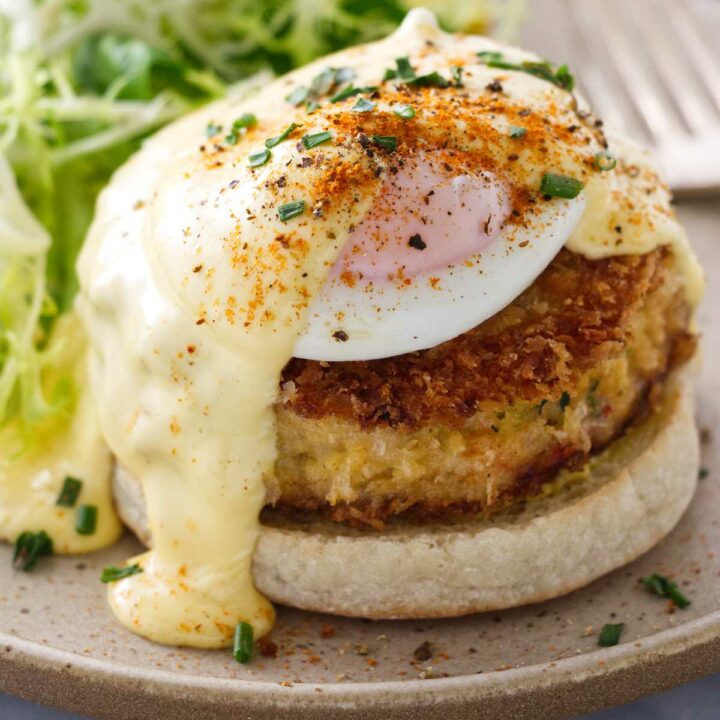 Crab Cake Eggs Benedict