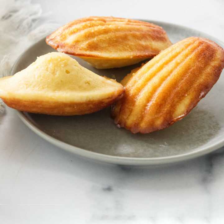 Lemon Madeleines