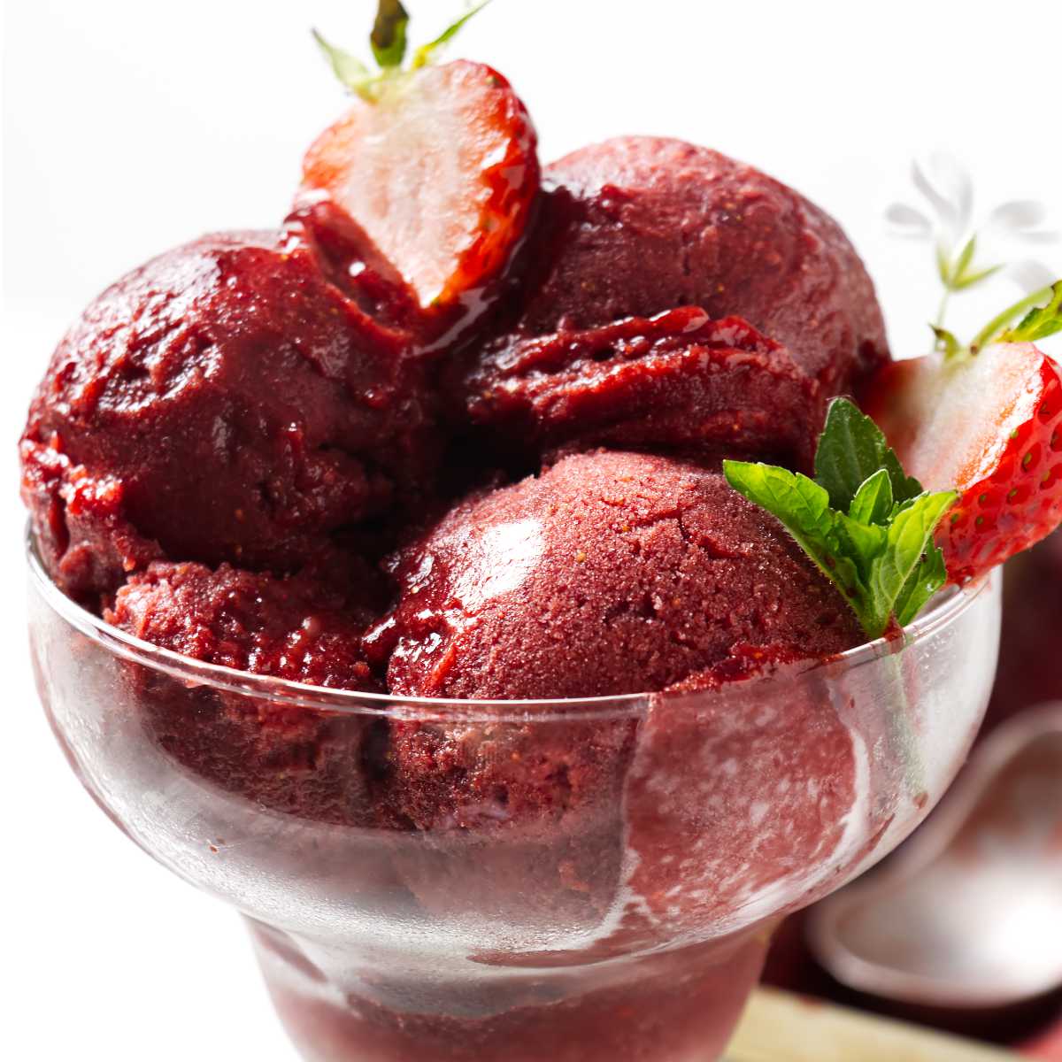 Homemade Strawberry Sorbet