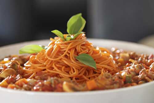 Quinoa - tomato spaghetti with veggies