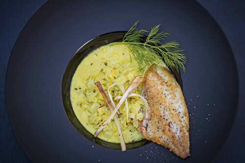 Sea bream fillet with leek in coconut curry