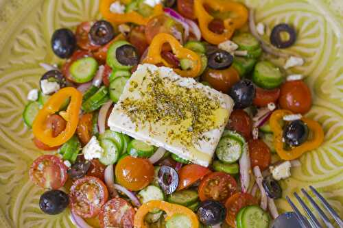 Greek salad with sweet yellow pepper