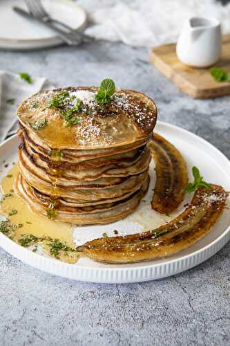 Banana pancakes with coconut and mint