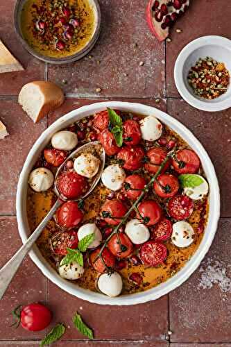 Warm tomatoes with Mozzarella and chili