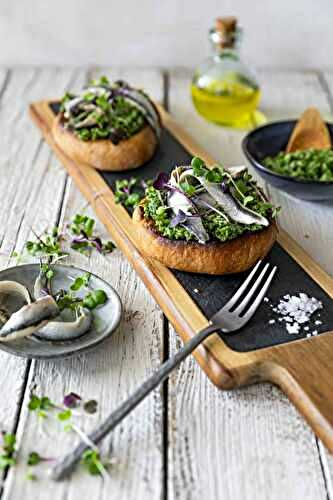 Bruschetta with anchovies and Italian green herb sauce