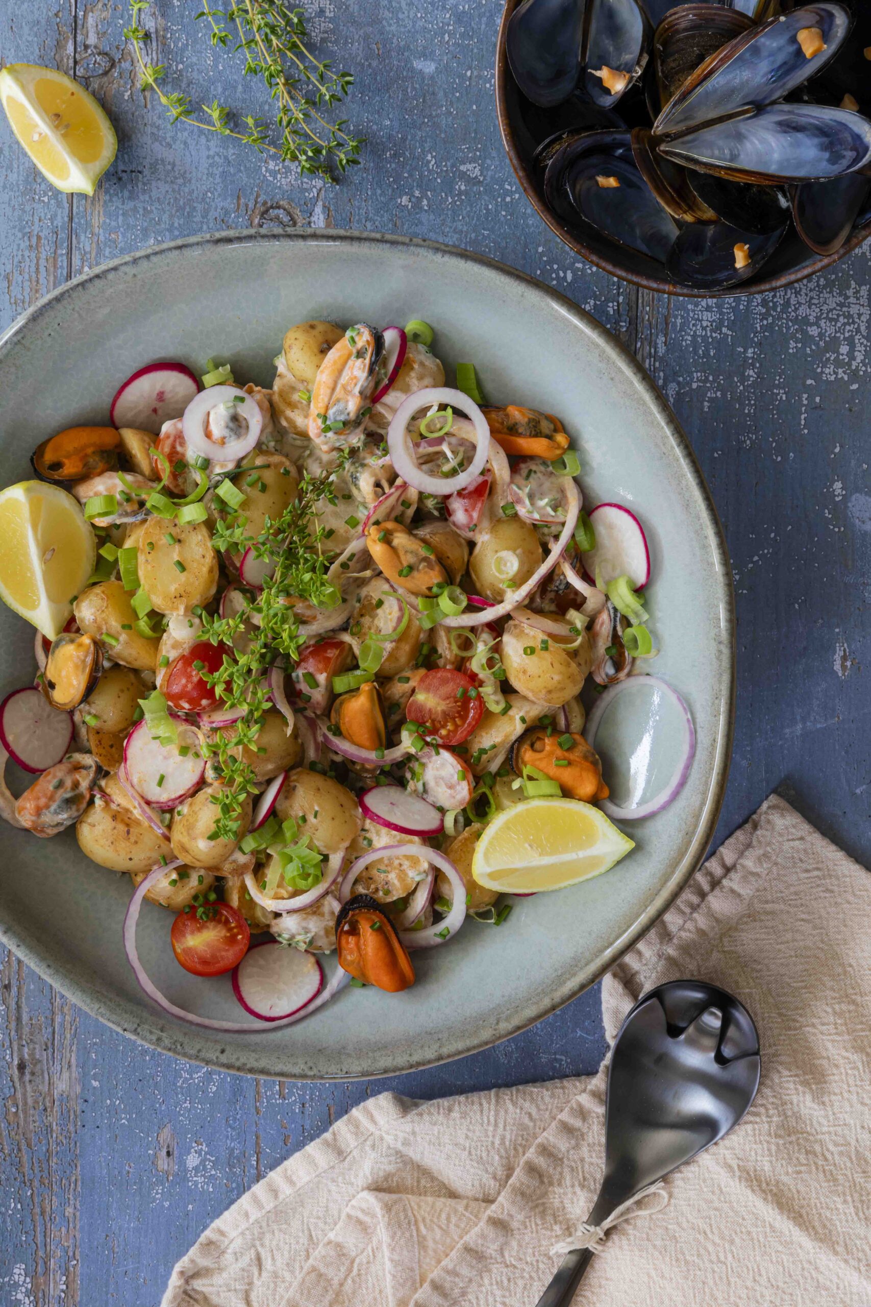 Potato salad with mussels