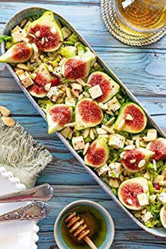 Fig salad with feta cheese and almonds