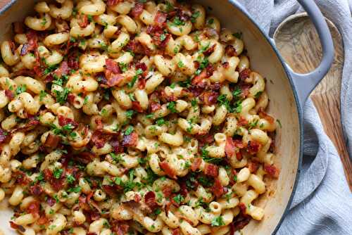 Caramelized Onion and Bacon Mac and Cheese | Serving Tonight