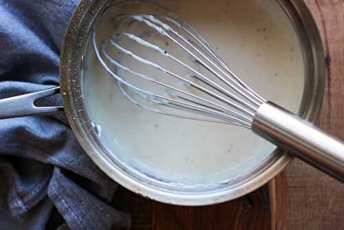 White Garlic Pizza Sauce | Serving Tonight
