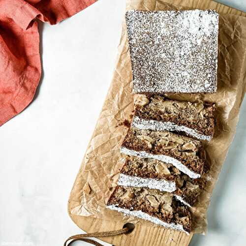 Four ingredient apple cake