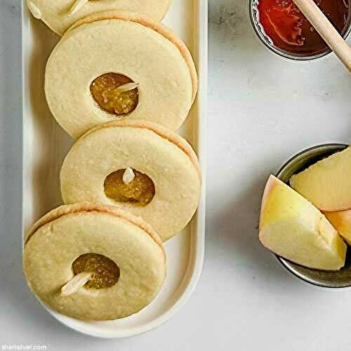 Apple and honey sandwich cookies for Rosh Hashanah!