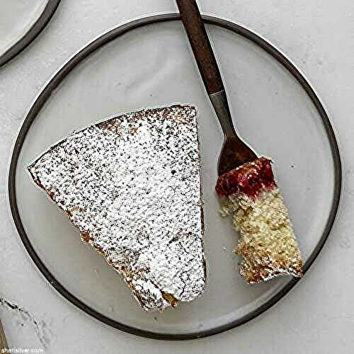 Cranberry Vanilla Coffee Cake: A Holiday Gift & Brunch Must-Have!