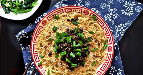 Vegetarian Yibin Kindling Noodles