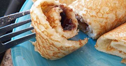 Pandekager (Danish Pancakes)