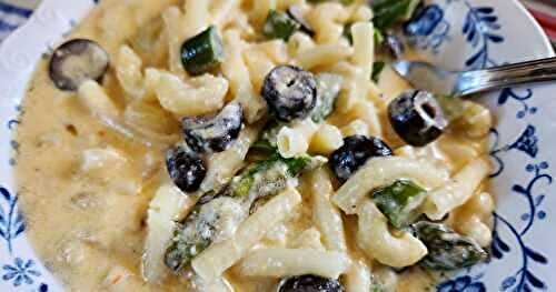 Stove top 3 cheese Mac n' Cheese with Asparagus and  Black Olives