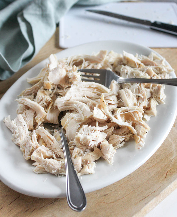 Slow cooker shredded chicken recipe