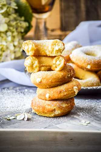 Twinkie Clone Doughnuts (Vegan)