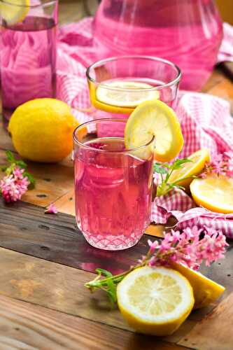 How to Make Naturally Pink Lemonade