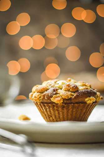 Almond Nog Vanilla Bean Streusel Muffins (Vegan)
