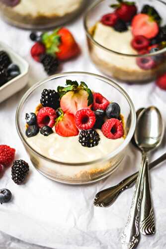 Easy Vanilla Cream Custard Berry Tarts (Vegan)