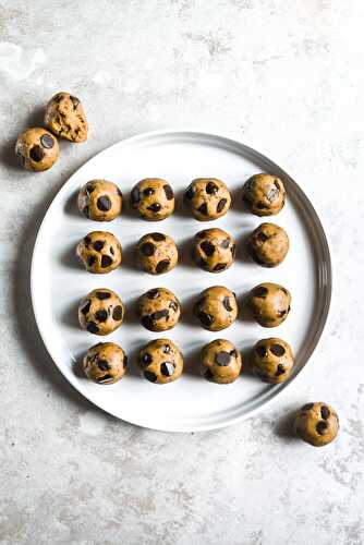 10-Minute Cookie Dough Bliss Balls (Vegan+GF)