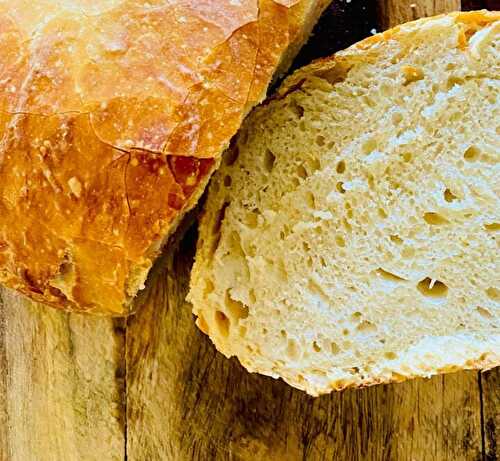 Easy Bread Recipe - No Knead Dutch Oven
