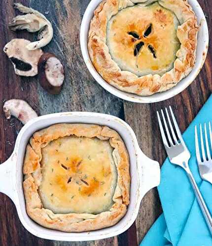 Vegetarian Pot Pies with Mushrooms and Thyme