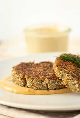 Cauliflower cakes with sweet mustard sauce