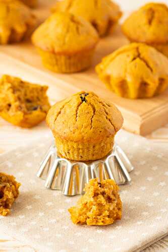 Vegan pumpkin muffins (Moist and fluffy)