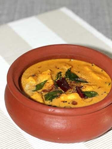 Meen Curry Recipe (With Coconut) / Snazzy Cuisine