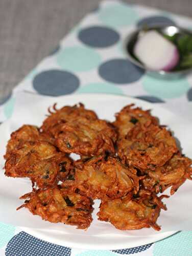 Ulli Vada / Onion Fritters / Snazzy Cuisine