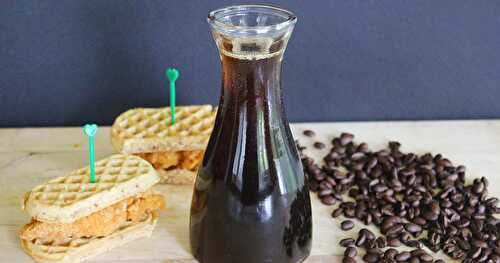 Homemade Vanilla Mocha Syrup for Chicken & Waffle Dippers {Tailgating Recipe}