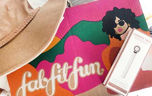 FabFitFun Fall 2022 Unboxing + Coupons to Get a Box for $10 Off or $20 Off & a Free Gift Bundle!