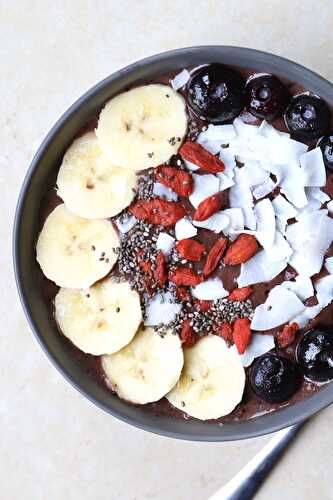 Spinach Berry Smoothie Bowl