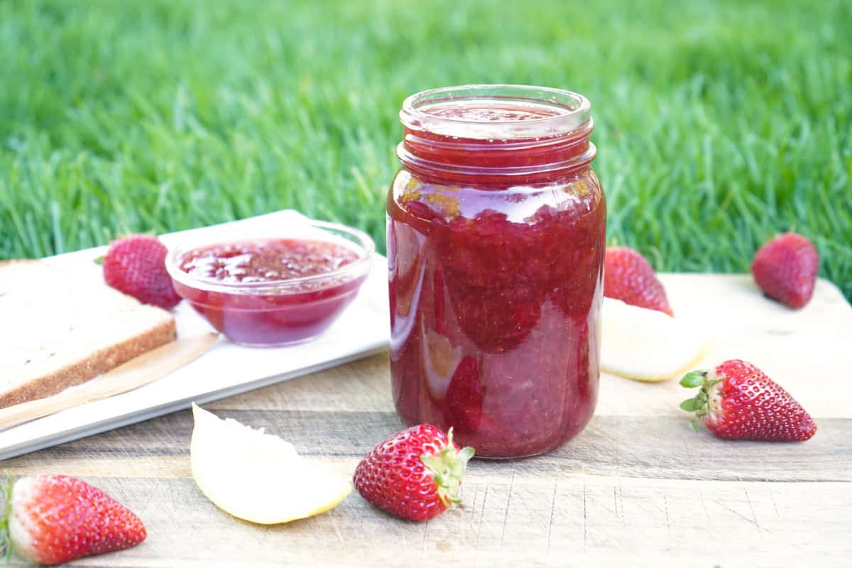 How to Make Irresistible Homemade Strawberry Vanilla Jam