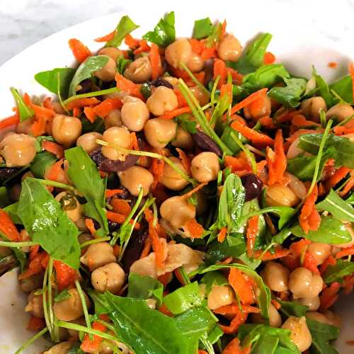 Chickpea Salad with Carrots and Arugula
