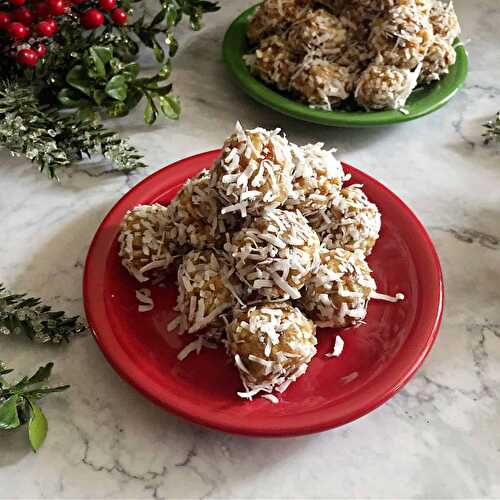 Coconut Date Balls