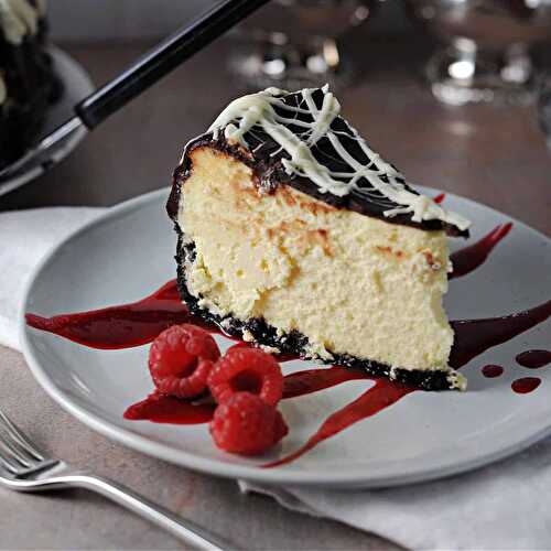 White Chocolate Cheesecake with Oreo Crust