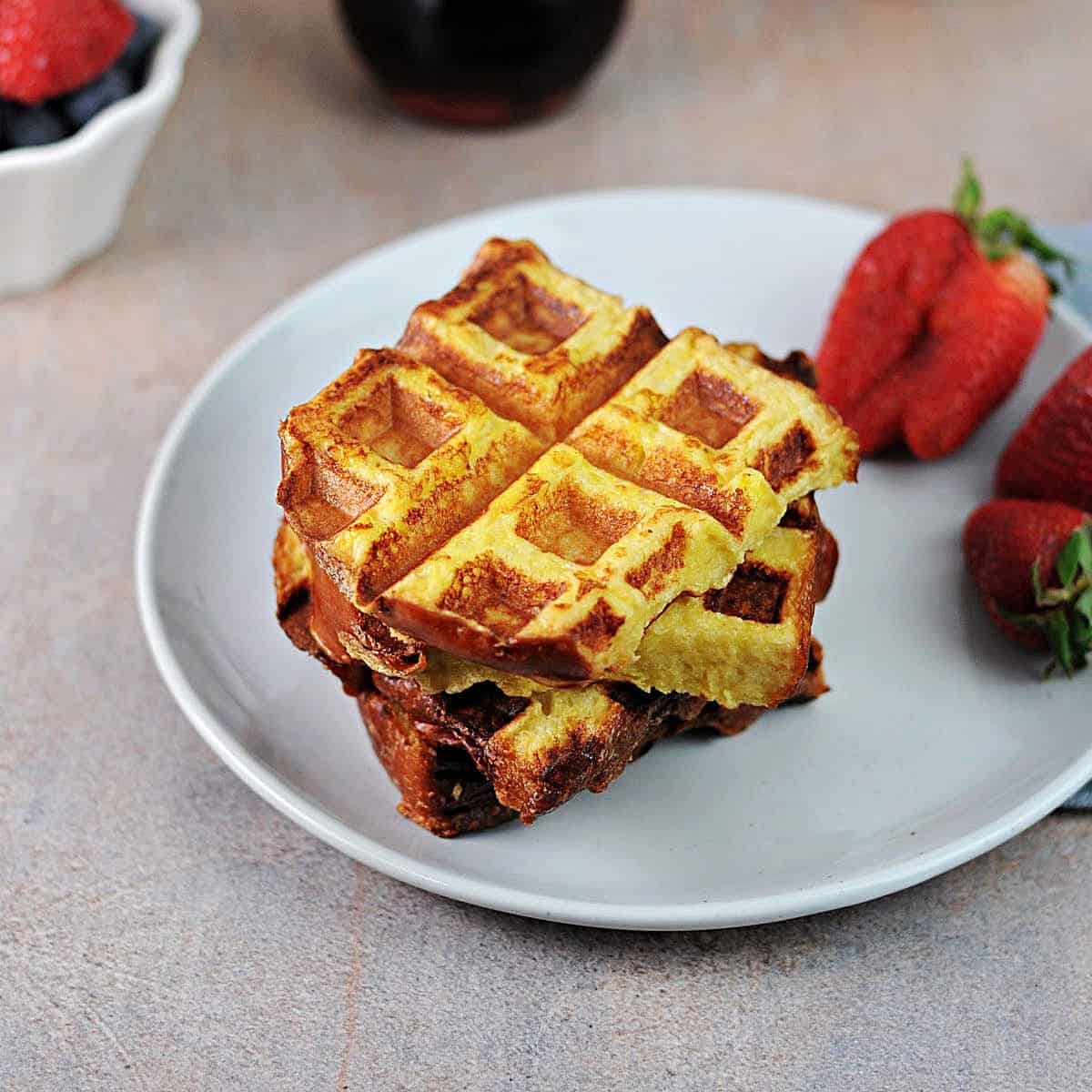 Easy French Toast Waffles (Waffle Iron French Toast)