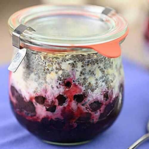 Layered Overnight Oats with Frozen Fruit