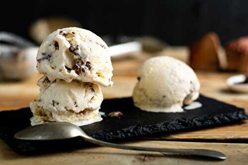 Sugar Free Vanilla with Chocolate Chips - Keto Ice Cream Recipe