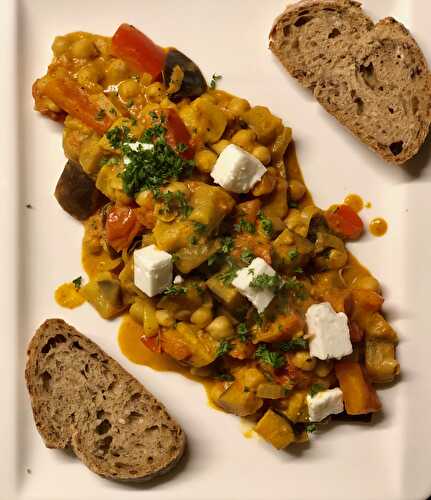 Vegetarian chickpea curry