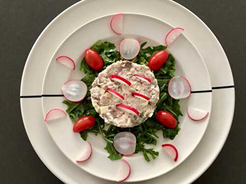 Delicious summer smoked mackerel salad