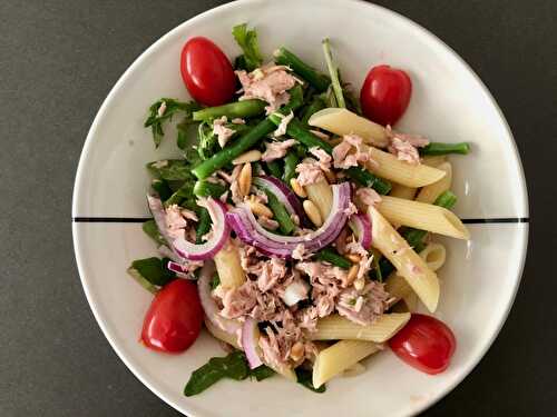 Summer pasta salad with green beans and tuna