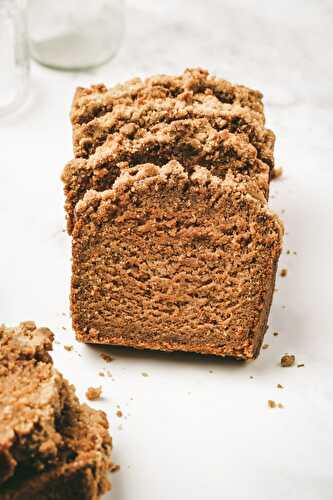 Pumpkin bread with streusel topping